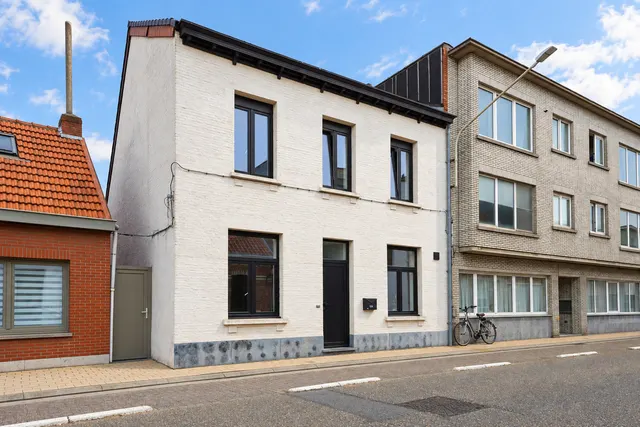 Huis à vendre à Kapellen – 1/10