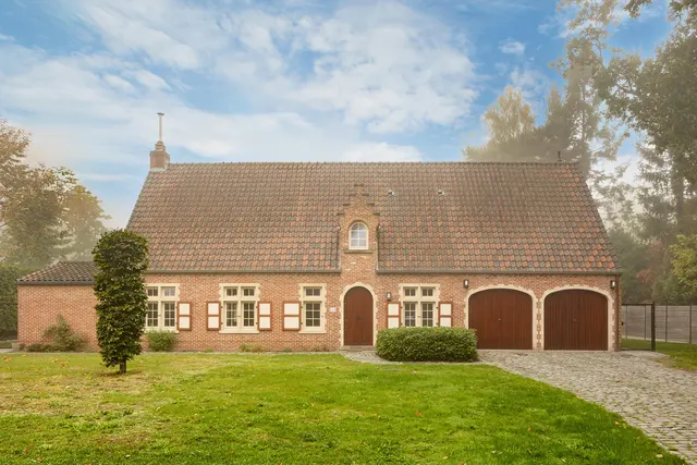 Huis te koop in Zoersel – 1/10