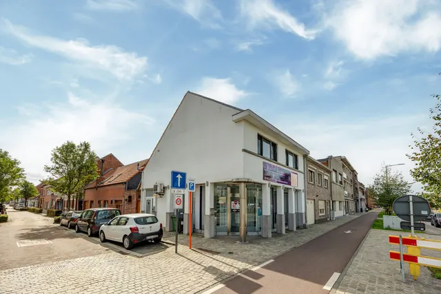 Huis te koop in Stabroek – 1/10