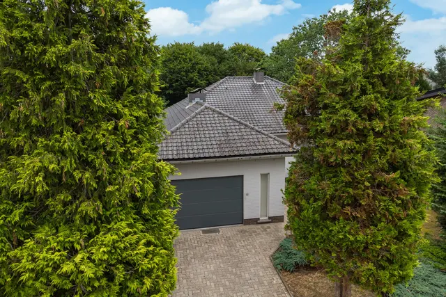 Huis te koop in Stabroek – 1/10