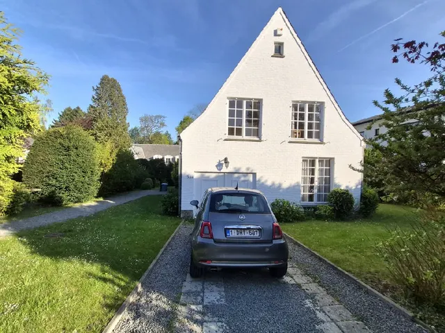 Villa à vendre à Rhode-Saint-Genese – 1/5