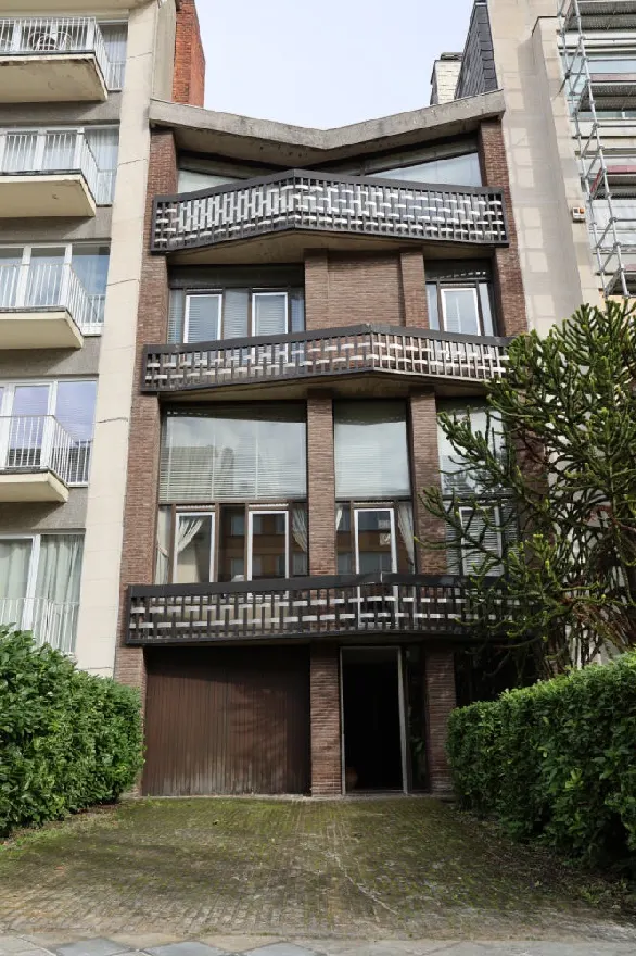 Huis te koop in Ixelles – 1/7
