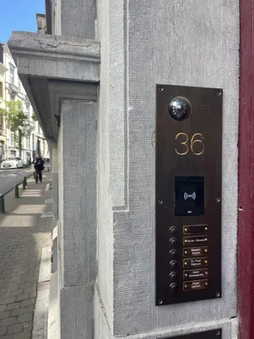 Appartement te koop in Ixelles – 1/10