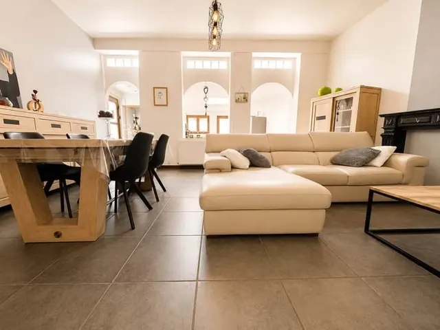Huis te koop in Seraing – 1/10