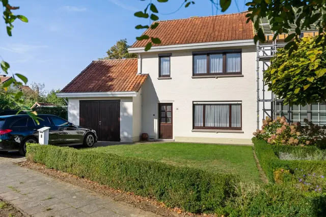 Huis te koop in Oelegem – 1/10