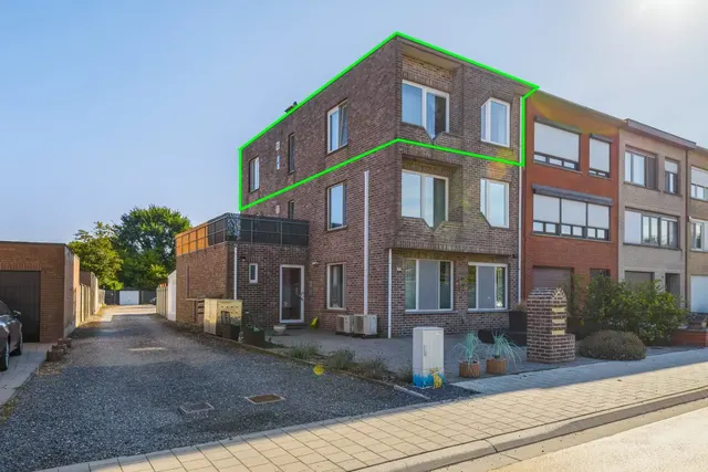 Appartement te koop in Aartselaar – 1/10