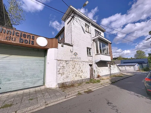 Maison à vendre à Saint-Servais – 1/10