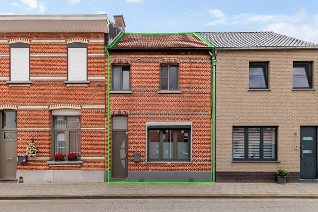 Huis for sale in Wijnegem – 1/10