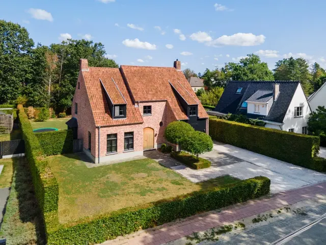 Villa à vendre à Lier – 1/10