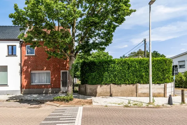 Huis for sale in Ranst – 1/10