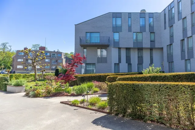 Appartement te koop in Uccle – 1/10