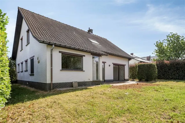 Huis te koop in Meerbeek – 1/10