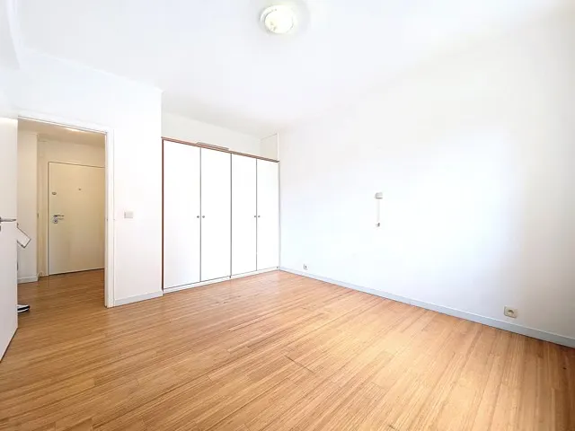 Appartement te koop in Ixelles – 1/10