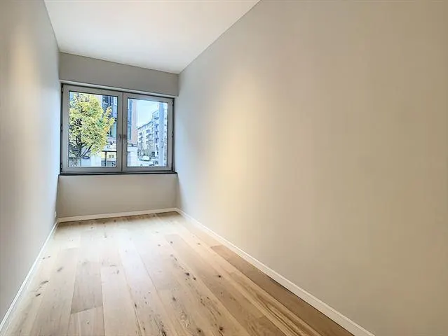 Appartement te koop in Ixelles – 1/9