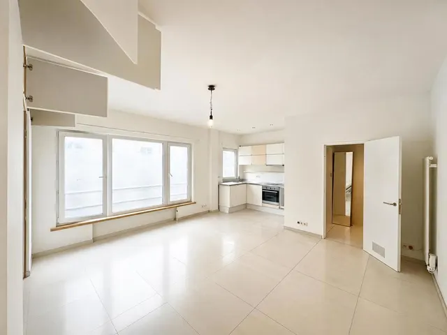 Studio te koop in Ixelles – 1/8