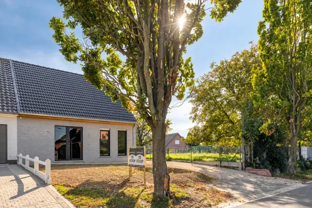 Huis te koop in Desselgem – 1/10