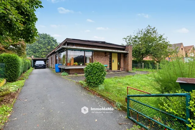 Huis te koop in Lochristi – 1/10