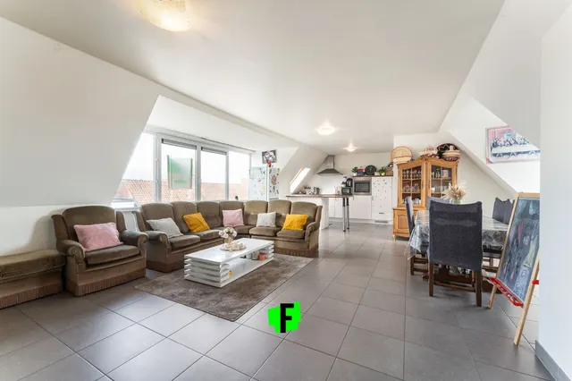 Appartement te koop in Meulebeke – 1/10