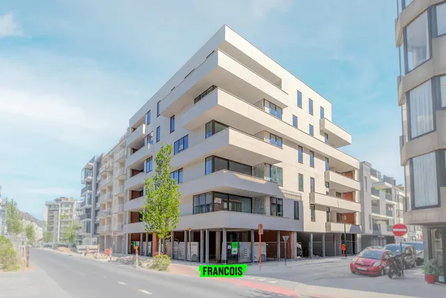 Appartement te koop in Oostende – 1/9