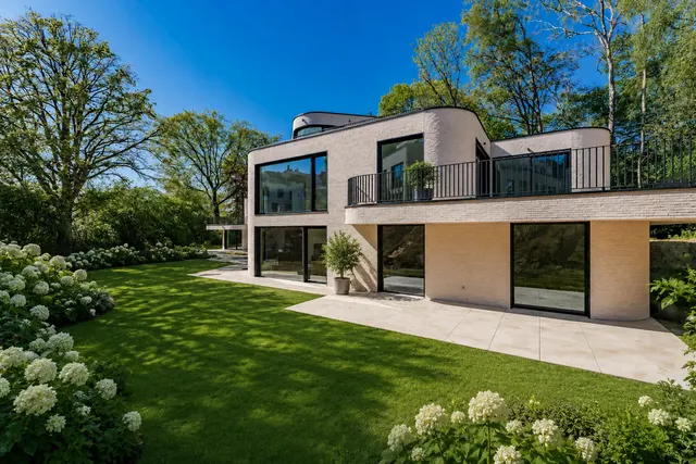 Rez-de-chaussée for sale in Uccle – 1/10