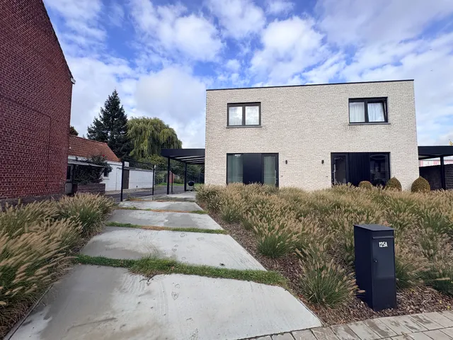 Huis te koop in Staden – 1/10