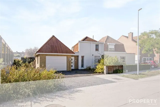 Huis te koop in Harelbeke – 1/10