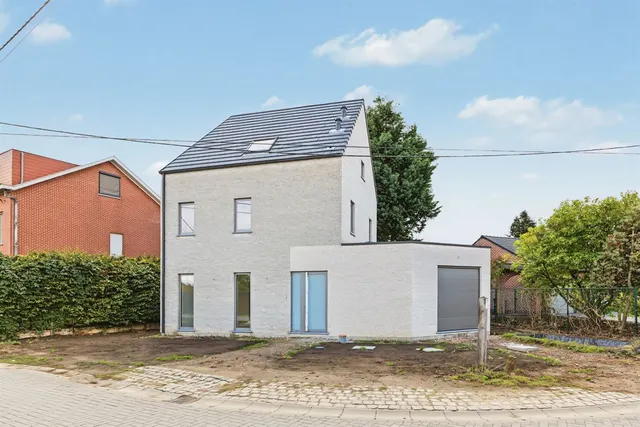 Huis te koop in Hombeek – 1/10