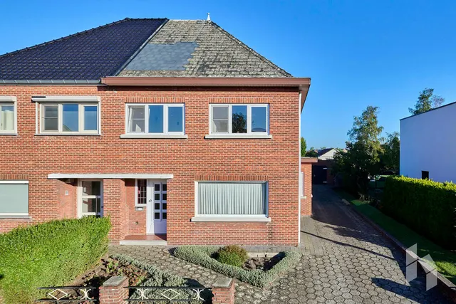 Huis te koop in Lommel – 1/10