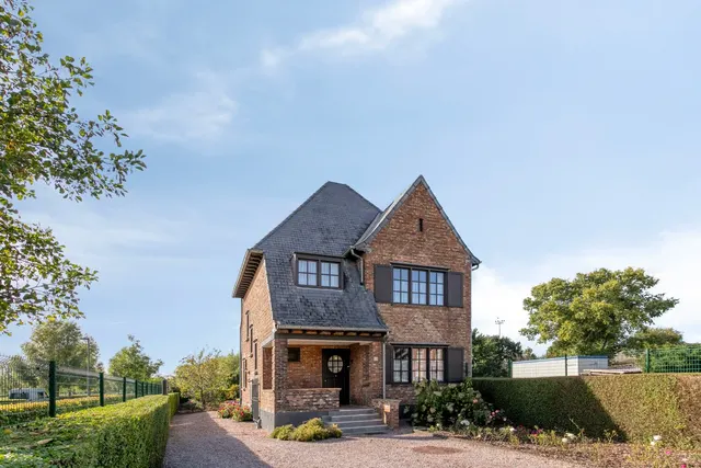 Woning te koop in Ronse – 1/10