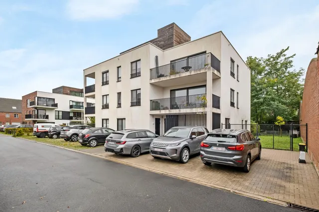 Appartement te koop in Emelgem – 1/10