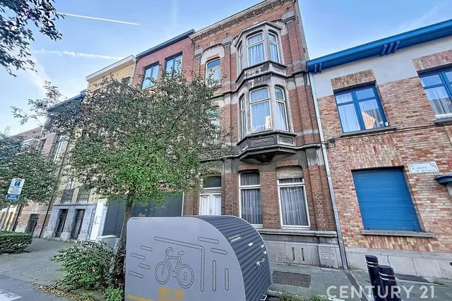 Huis te koop in Evere – 1/10