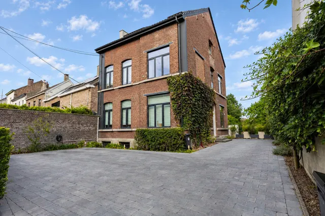 Huis te koop in Rixensart – 1/10