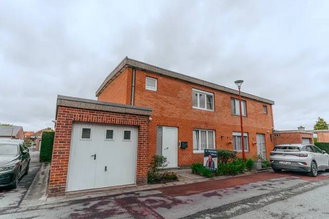 Huis te koop in Tournai – 1/10