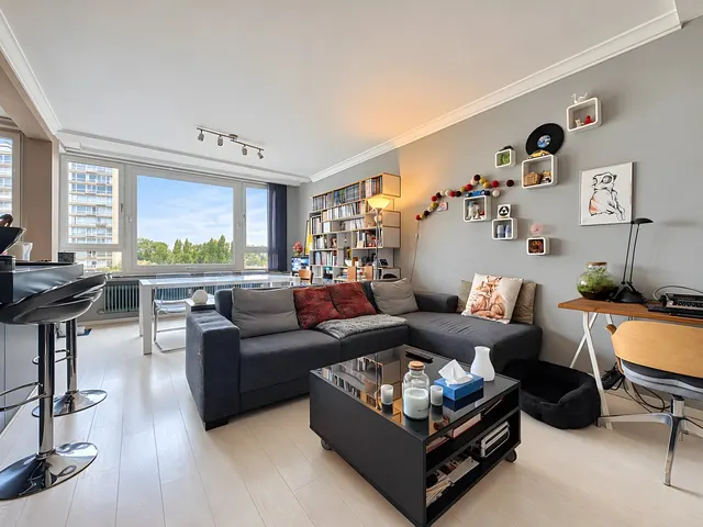 Appartement te koop in Schaerbeek – 1/10