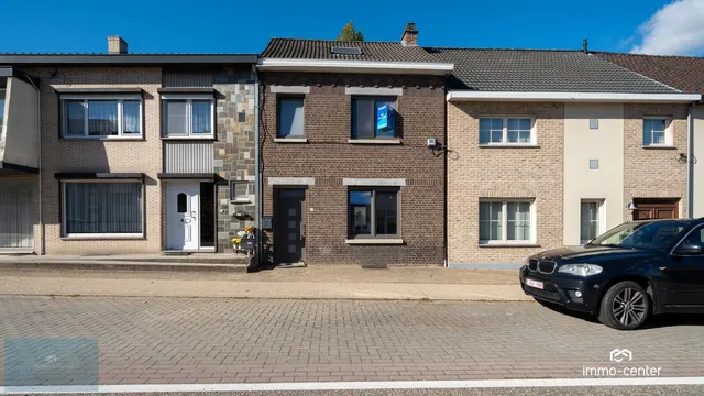 Rijwoning à vendre à Genk – 1/10