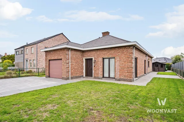 Huis te koop in Waasmunster – 1/10