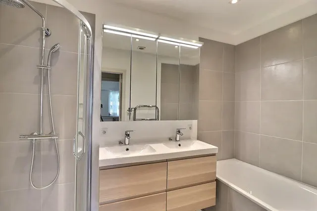 Appartement te huur in Ixelles – 1/9