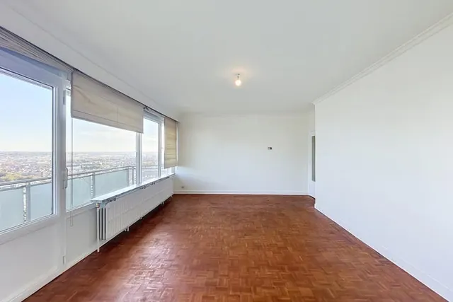 Apartment for sale in Molenbeek-Saint-Jean – 1/8