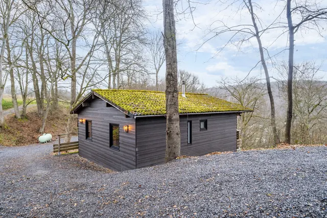 House for sale in Houyet – 1/10