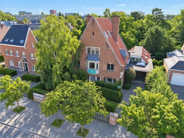 Villa for sale in Gent – 1/10