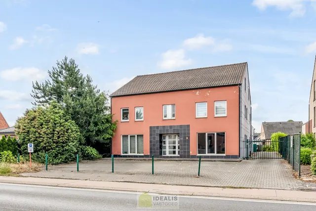 Appartementsgebouw te koop in Hechtel-Eksel – 1/10