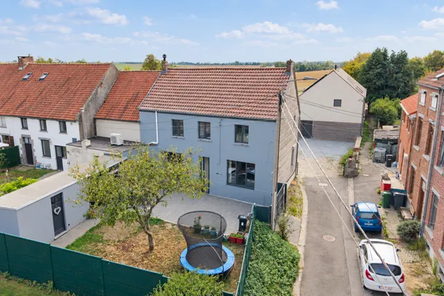 House for sale in Les Bons Villers – 1/10