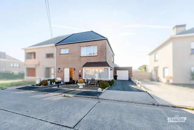 House for sale in Herzele – 1/10