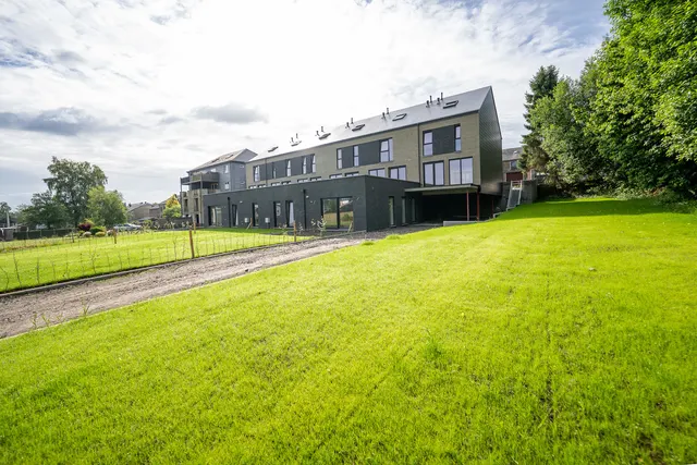 Rez-de-chaussée avec jardin à vendre à Paliseul – 1/10