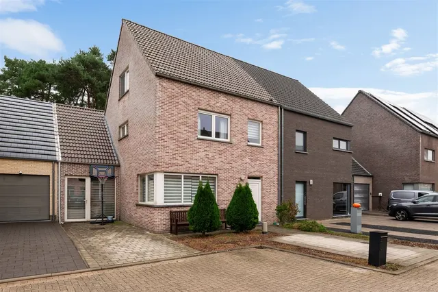 Maison à vendre à Mol – 1/10