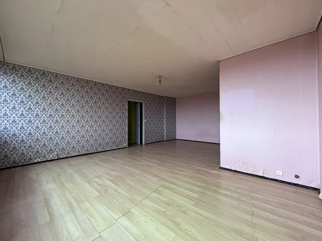Appartement te koop in Charleroi Marcinelle – 1/9