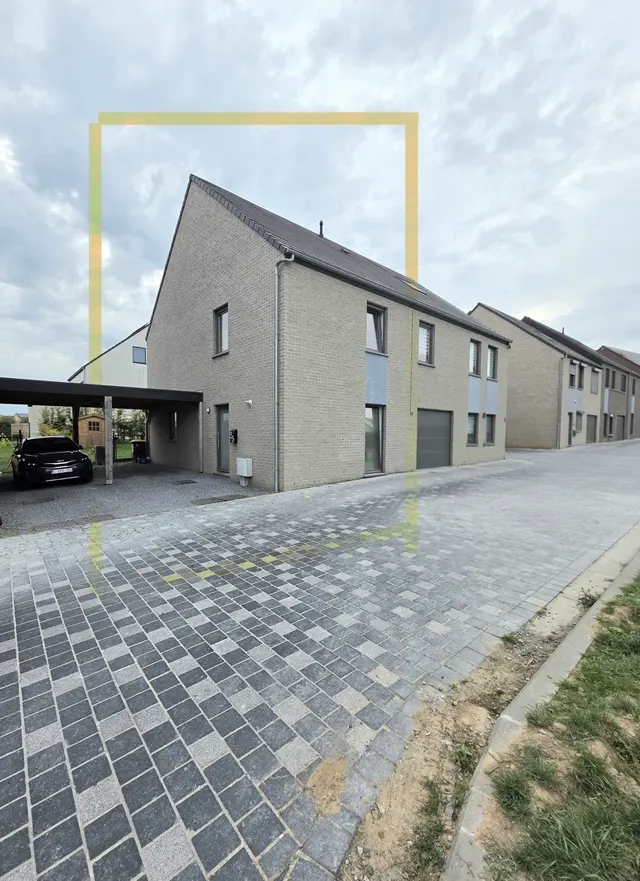 Maison à louer à Soignies – 1/9