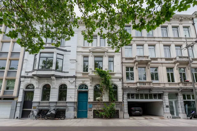 House for sale in Antwerpen – 1/10