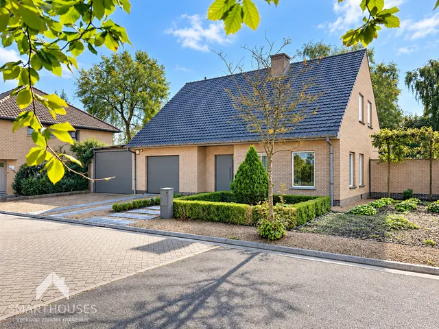 Huis à vendre à Izegem – 1/10