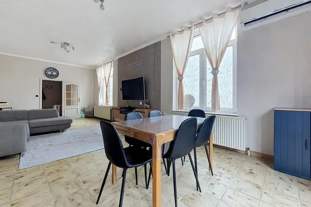 Huis te koop in Gosselies – 1/10